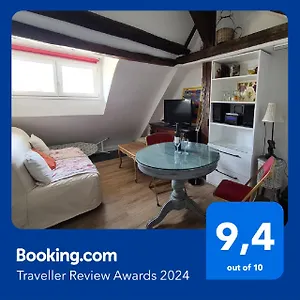 Cœur De Avec Vue Sur Les Toits Appartement Paris